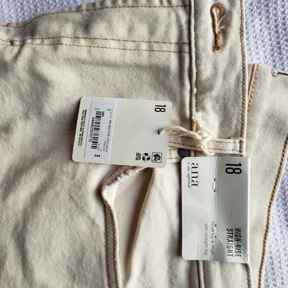 Pants - Picture 3 of 5